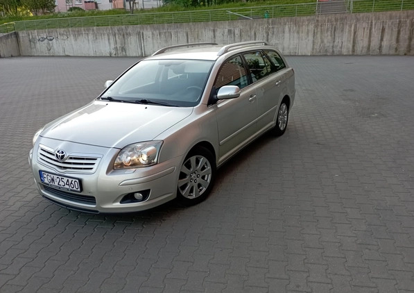 Toyota Avensis cena 17900 przebieg: 252123, rok produkcji 2008 z Stary Sącz małe 781